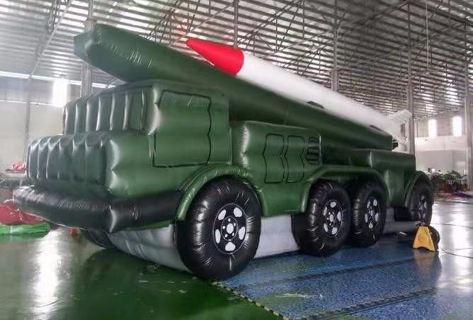 华南热作学院小型导弹车